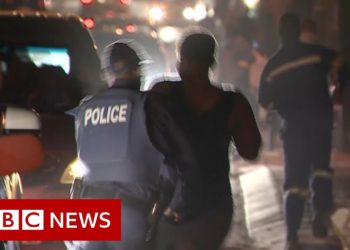 Coronavirus: South Africa's alcohol and cigarette lockdown – BBC News