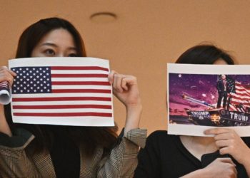 Trump due to speak on China amid rising Washington-Beijing tensions