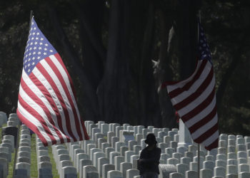 Memorial Day to Honor War Dead and COVID Victims | Voice of America