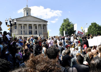 Nashville protesters topple statue of racist politician; Gov. Lee authorizes National Guard to mobilize