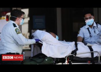 Coronavirus:  US first country to record over 2,000 deaths in a single day – BBC News