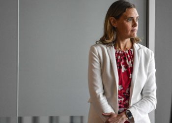 Amid death threats and anger, 7 Calif. health officials have quit since pandemic began