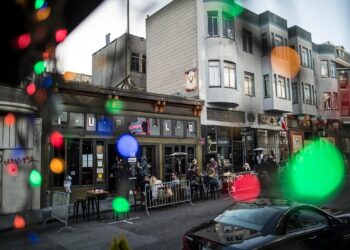 SF looks to speed up reopening salons and bars, citing encouraging health stats