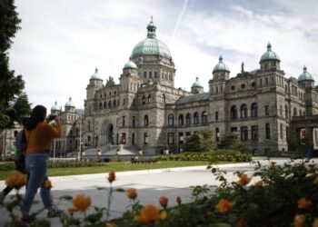 Plexiglas, physical distance and politics: Session returns at the B.C. legislature
