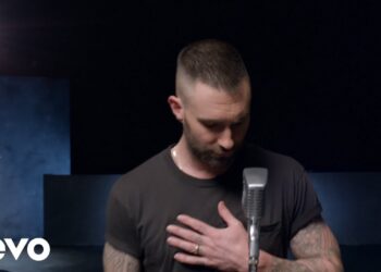 Maroon 5 – Girls Like You ft. Cardi B (Volume 2) (Official Music Video)