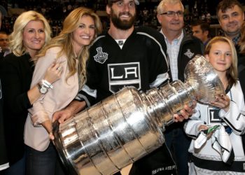 This day in sports: Jan Stephenson and Kings capture titles