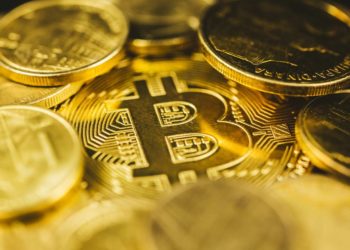 Currency wars: The rise of bitcoin – Opinion