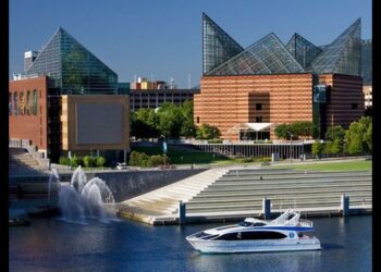 Tennessee Aquarium nominated in USA Today poll as one of America’s 10 best aquariums