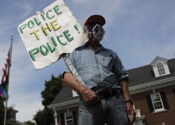 ‘You need to step in’: George Floyd police failed to intervene | USA News