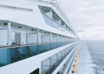 Report: 40,000 cruise ship workers still trapped at sea | Us World News