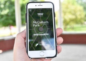 App provides music experience in lieu of Fort Wayne’s Middle Waves | Fwbusiness