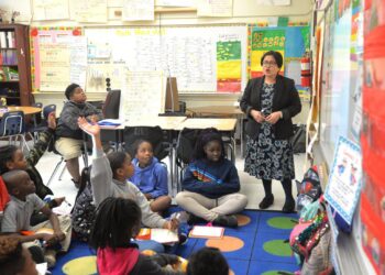 DeSantis nails down teacher pay increases – News – Northwest Florida Daily News