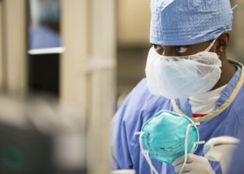 Health experts concerned as COVID-19 outbreak begins stressing North Texas hospitals