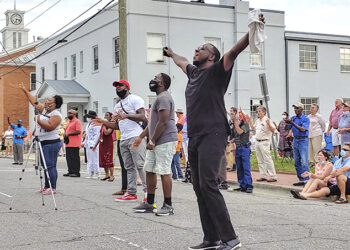 Prayer meeting a commitment to community – Washington Daily News