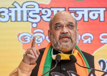 Opposing CAA will turn you into political refugee, Amit Shah tells Mamata Banerjee
