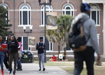 Colleges’ plans for fall 2020 vary