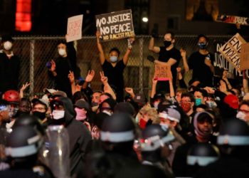 Floyd protesters continue to rally as Trump decries ‘lowlifes’ | USA News