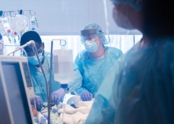 Young Patient in Chicago Gets Double Lung Transplant For COVID : Shots