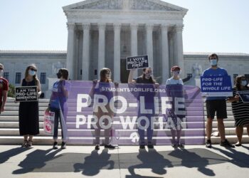 US Supreme Court rules to uphold abortion rights | USA News