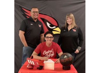 Dydell to play Central College soccer