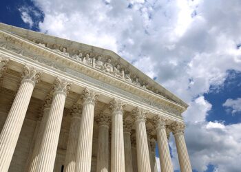 Trump faces ObamaCare court deadline as political ground shifts