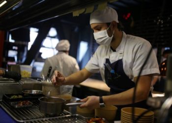 For Colombia’s Quarantined Poor, Lunch Is Served – by Trendy Restaurants | World News