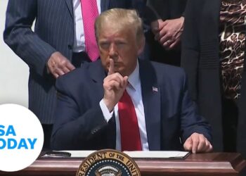 President Trump shushes reporters' questions as he praises job numbers | USA TODAY