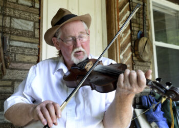 WV fiddler awarded Heritage Fellowship for lifetime of music