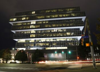 Lawyers seek to halt Purdue Pharma political contributions