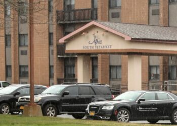 Visiting can resume at nursing homes, state Health Department says