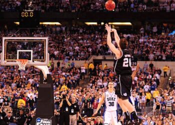Craziest "Almost" Amazing Moments in US Sports History