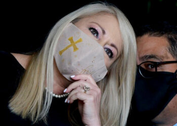 Puerto Rico braces for political upheaval involving governor