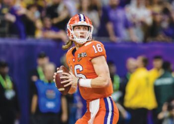 NCAA football oversight asks board for time on fall sports