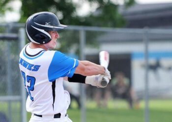 Hawk baseball team wins, claims 2nd in SICL