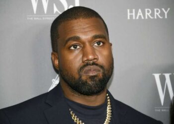 Kanye West sets world abuzz, says running for US President