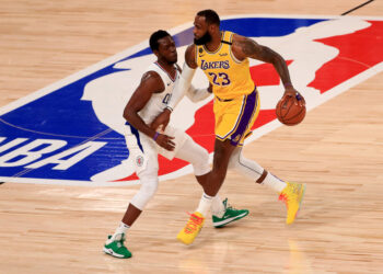 Lakers vs. Clippers Live Updates: Anthony Davis Leads With 32 Points