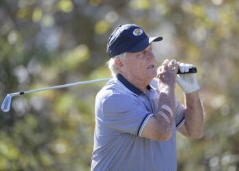 Nicklaus says he tested positive for coronavirus, antibodies | US & World News