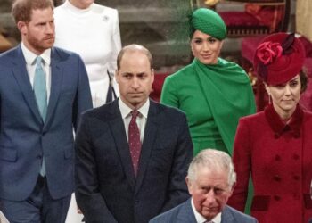 Rift between royal brothers laid bare in new book extract | Entertainment