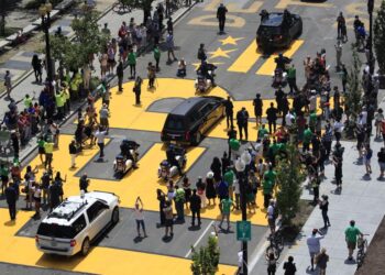 Pelosi, others hail John Lewis as ‘conscience’ of Congress | Nation/World News