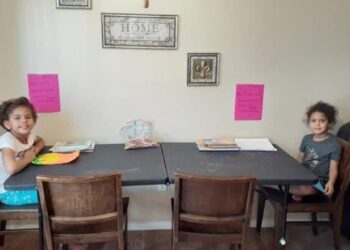 Single parent willing to take COVID-19 health risk, juggle work and children’s education as AISD classes move online