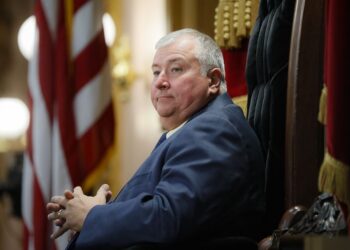 Corruption case further tarnishes trust in politics, government