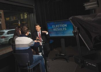 Lynnfield’s Paleologos takes polls, and politics, to a different level