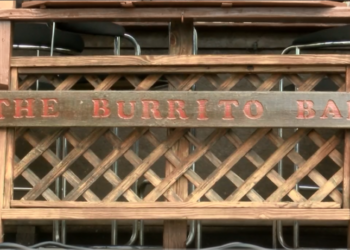 Restaurant halts all live music to keep patrons safe. – WVVA