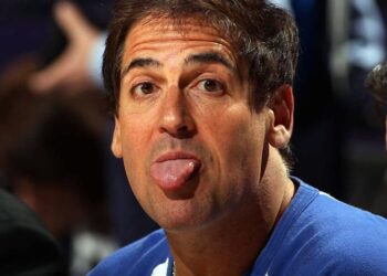 Mark Cuban Battles Ted Cruz on Twitter