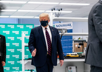 Scientists Worry About Political Influence Over Coronavirus Vaccine Project