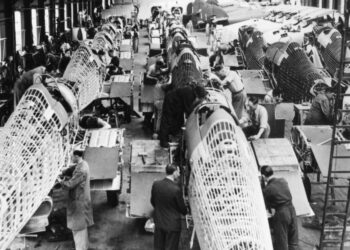 Fascinating pictures show the Surrey war effort during the Battle of Britain