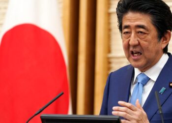 Japanese Prime Minister Shinzo Abe resigns due to health concerns