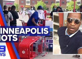 Riots after death of unarmed man in the US | Nine News Australia