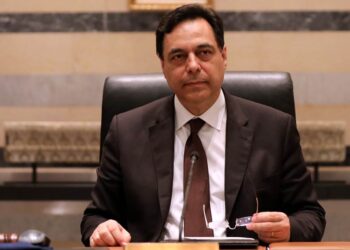 Lebanese government resigns as fury over deadly explosion deepens political crisis