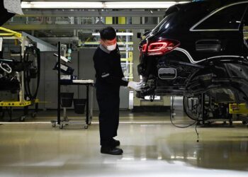 Trump’s trade war drives some auto jobs to China